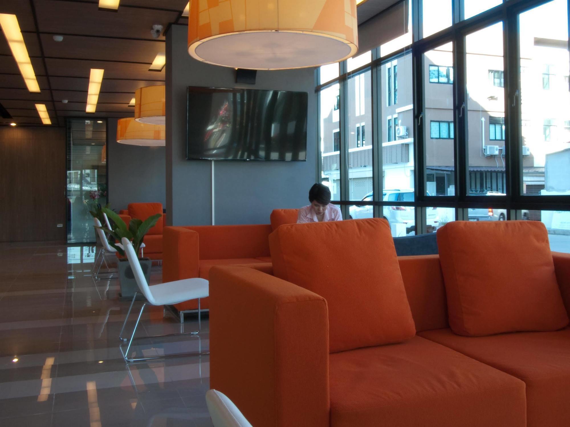 Abizz Hotel Lampang Airport Luaran gambar