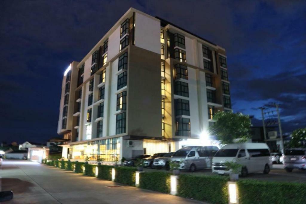 Abizz Hotel Lampang Airport Luaran gambar